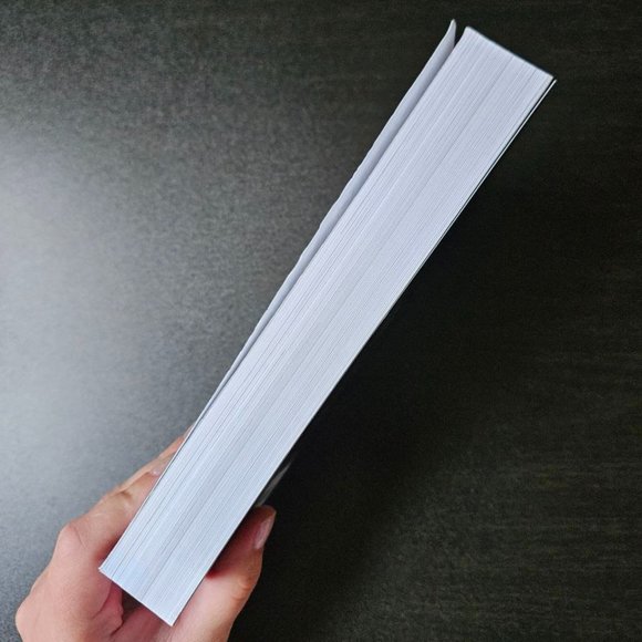 4/$20 Leviathan by Scott Westerfeld - Paperback - Picture 4 of 5